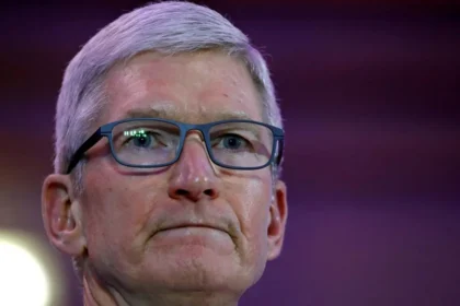 Tariffs Cost Apple Nearly $1B—Here’s How It’s Fighting Back